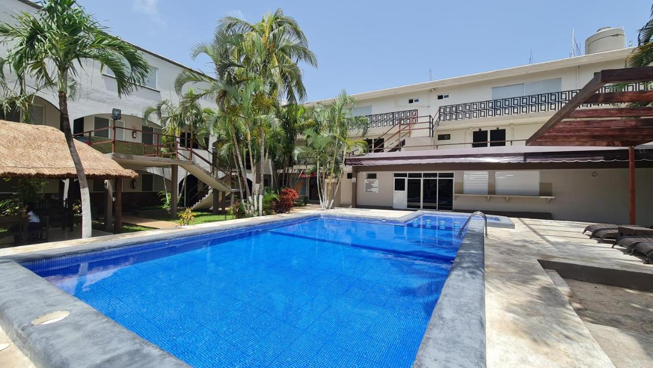 Dna Cancun Hotel Y Posada Екстериор снимка